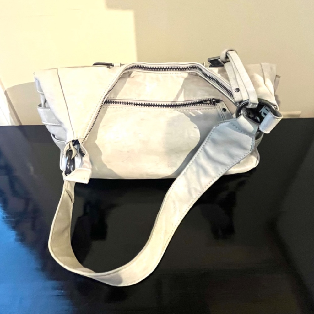 Bag - Picture 2 of 9